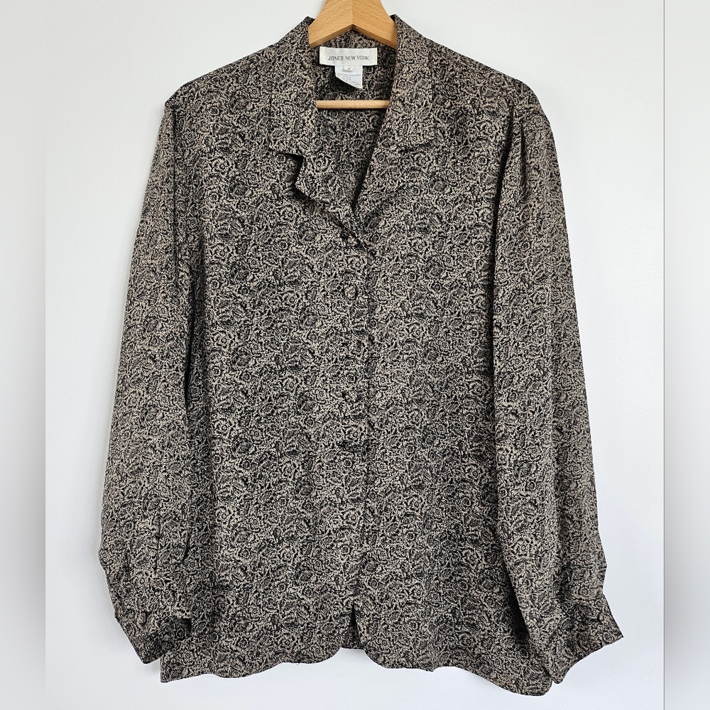 Vintage Jones New York 100% Silk Button Long Sleeve Tan Black Shirt Sz 8